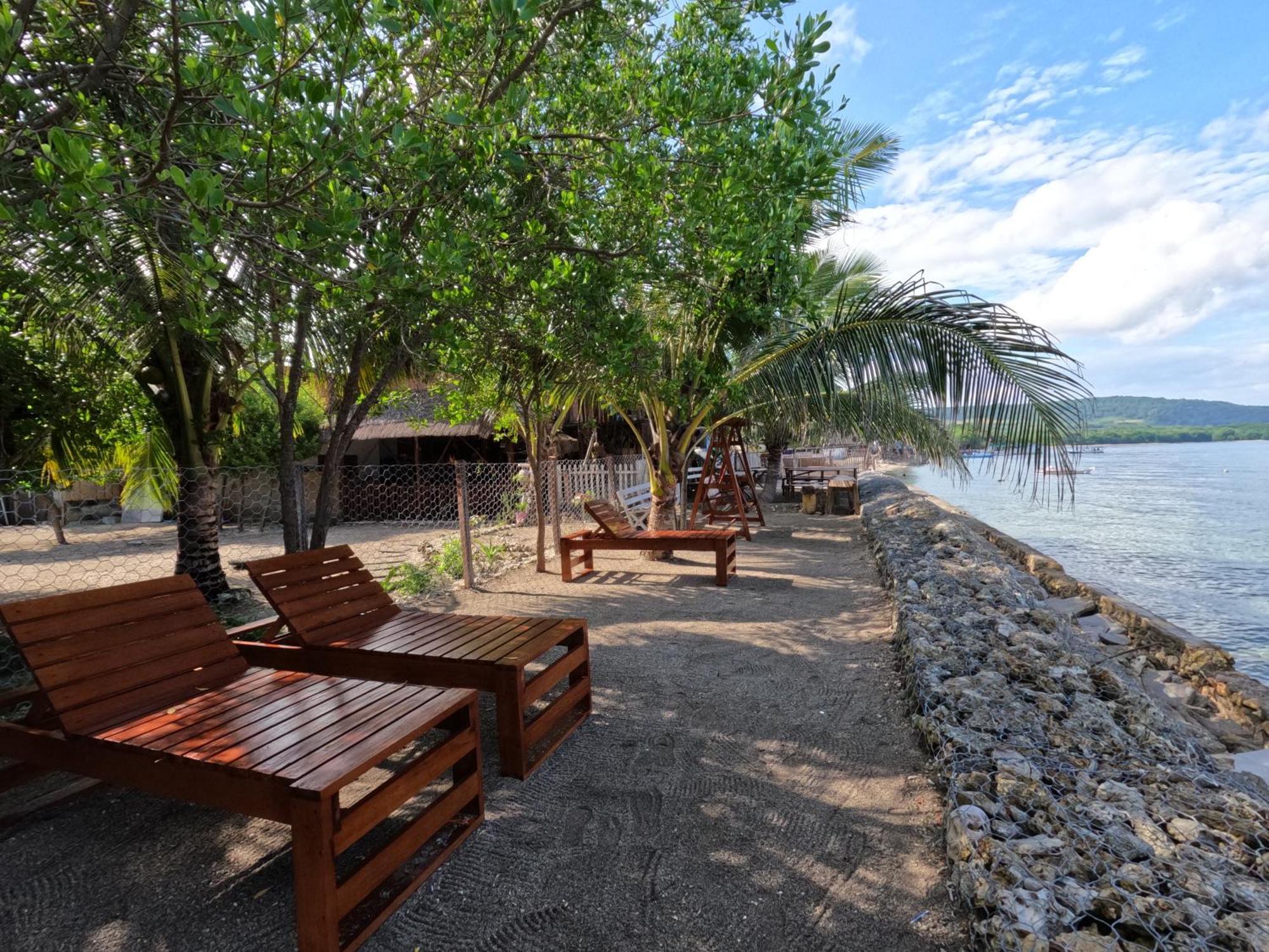 Maryan Moyo Bungalows & Resto Moyo Island Екстериор снимка
