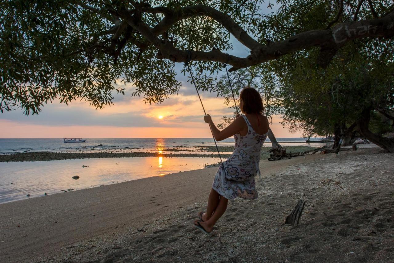 Maryan Moyo Bungalows & Resto Moyo Island Екстериор снимка
